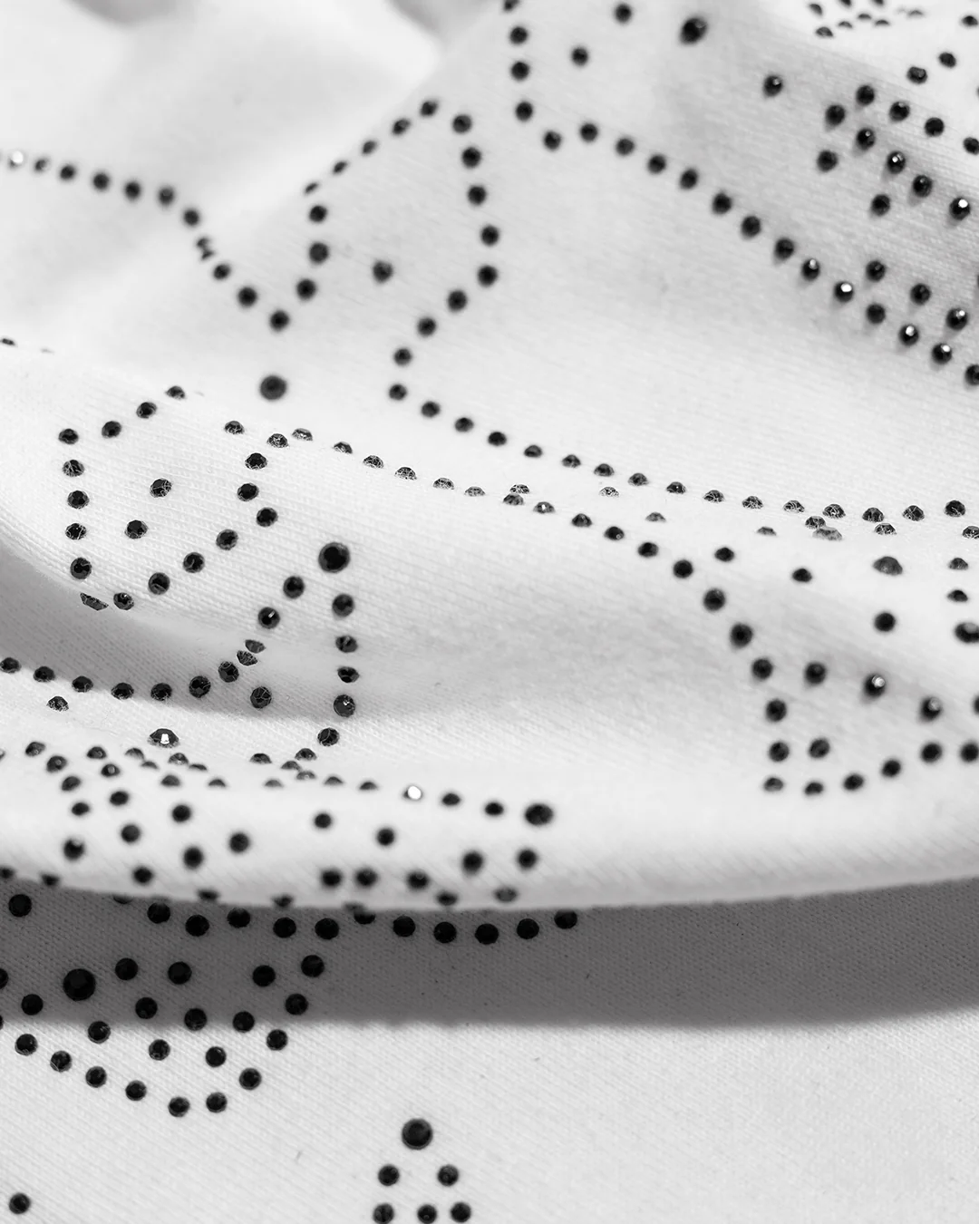 DIAMOND GOTHIC CROSS TEE - Image 2