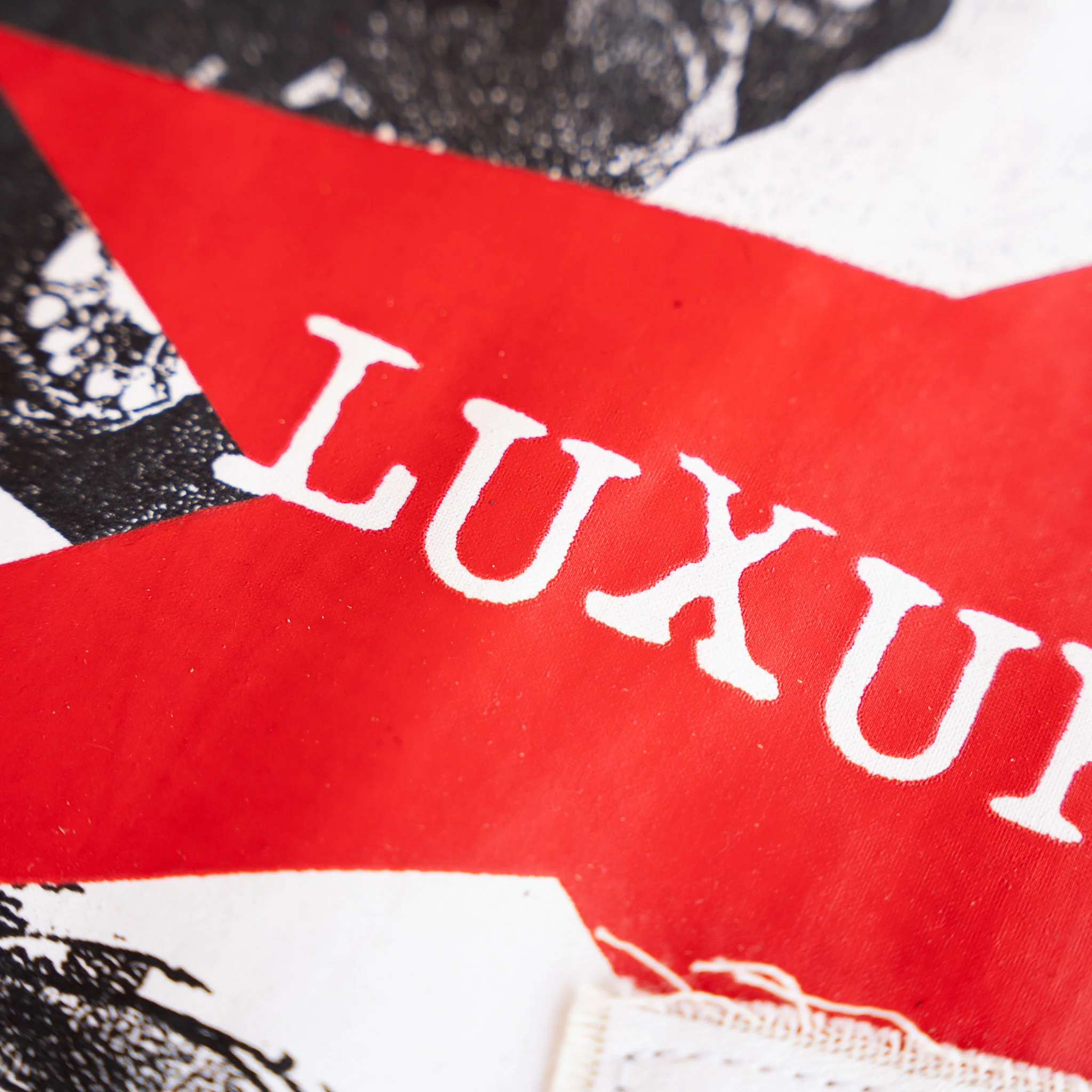 LUXURY PATCH TEE - Image 4