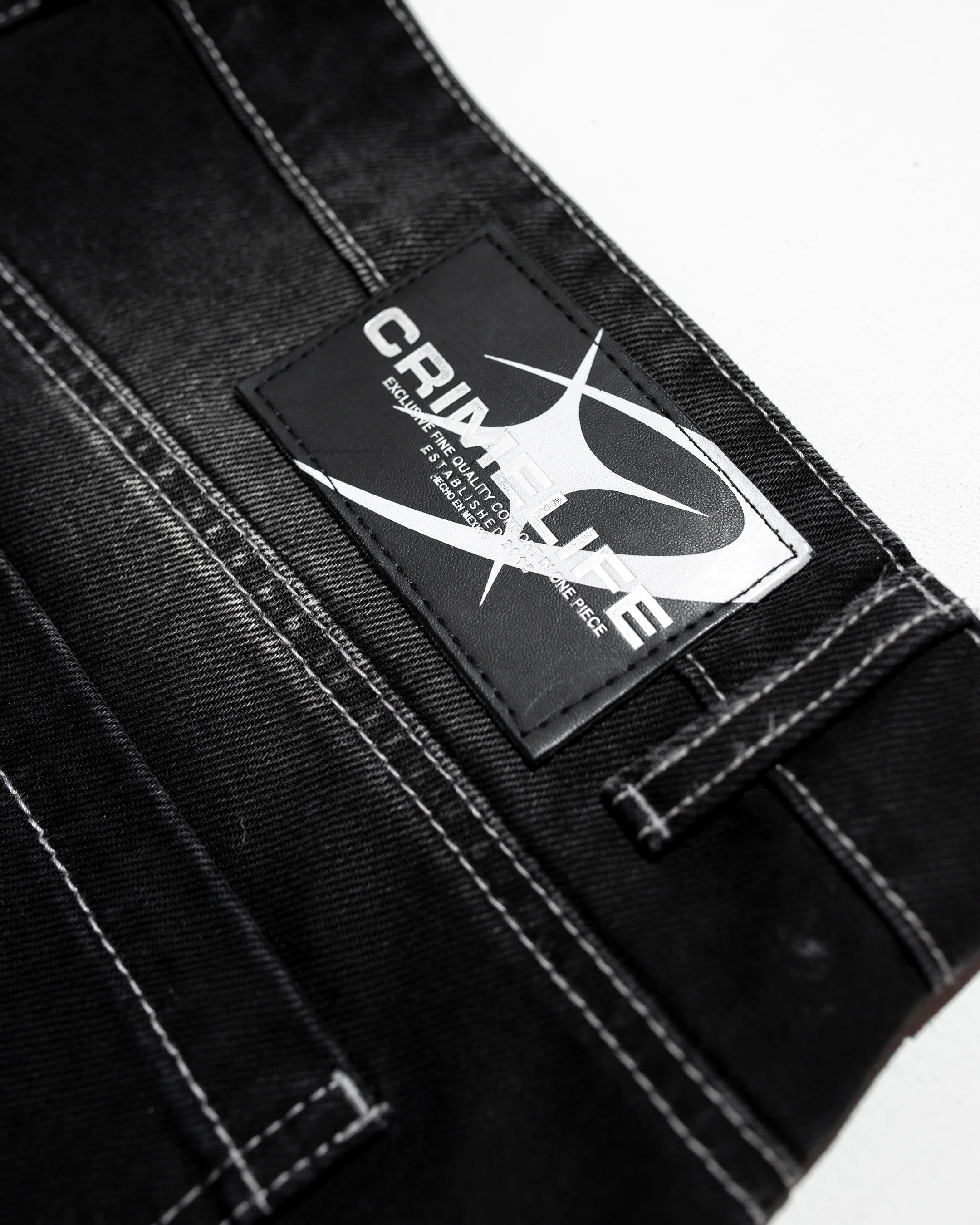 PANEL STITCH FLARE DENIM JEANS - Image 3